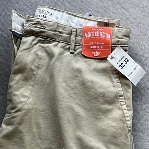 Dockers Field Khaki Classic Fit 5/$25